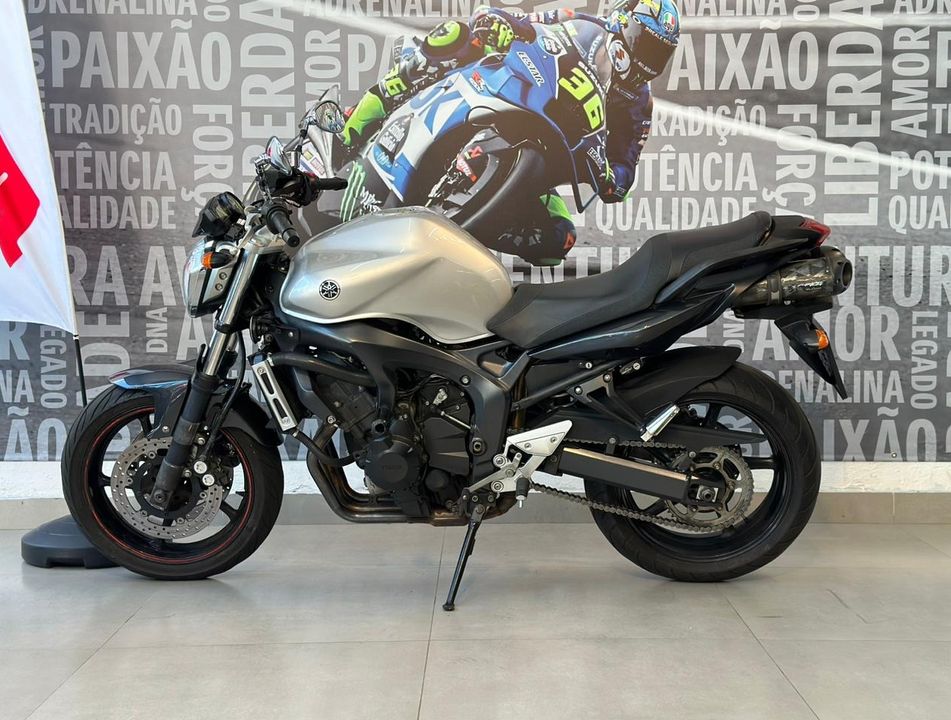 YAMAHA FAZER 600/ FZ6 S