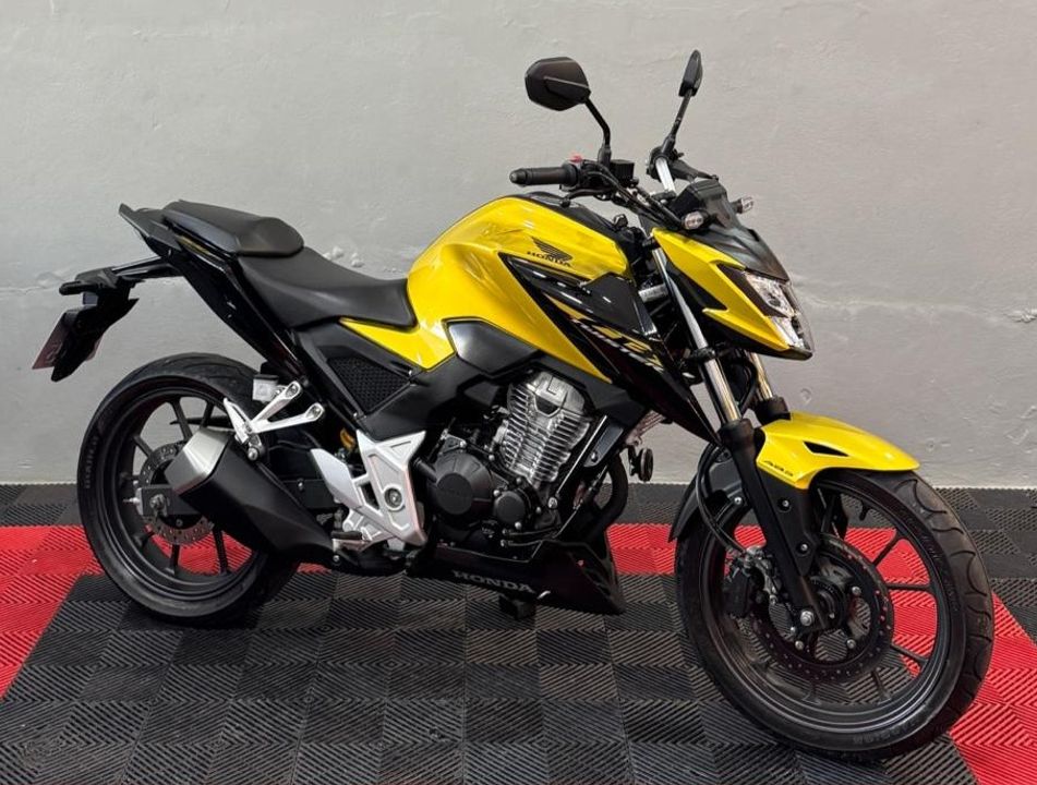 HONDA CB 300F Twister Flex