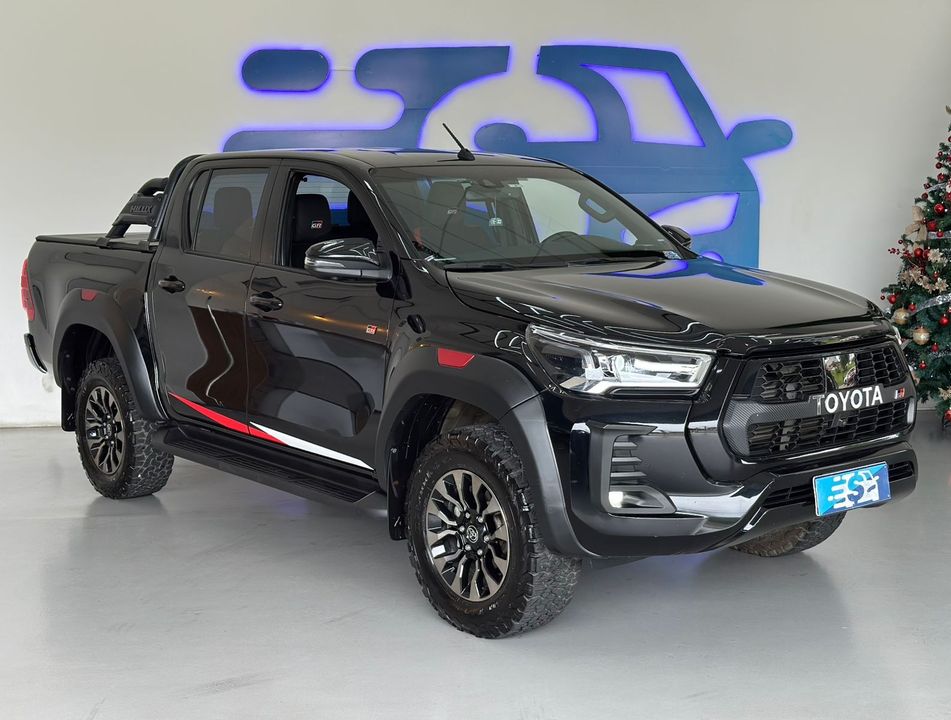 Toyota Hilux CD GR-S 4x4 2.8 TDI Dies. Aut.