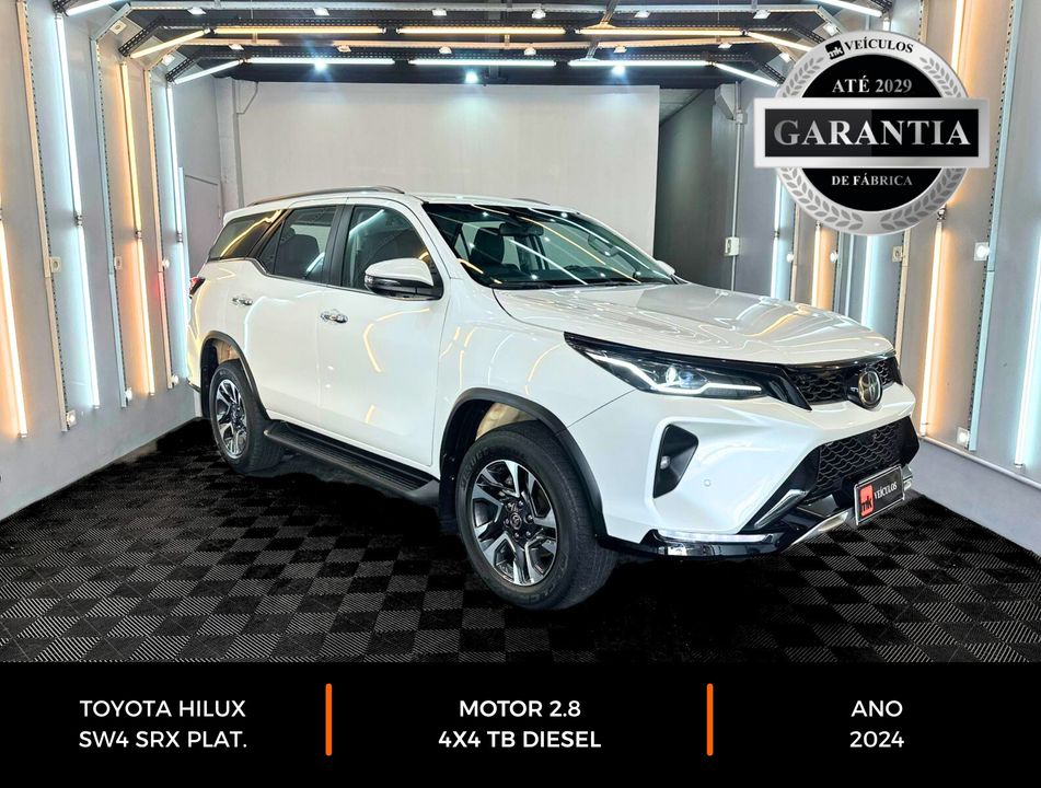 Toyota Hilux SW4 SRX Plat. 4x4 2.8 TB Die. Aut.