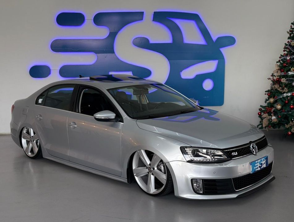 VolksWagen JETTA Highline 2.0 TSI 16V 4p Tiptronic