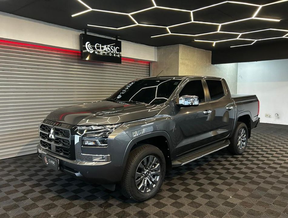 Mitsubishi Triton HPE-S 2.4 CD 4x4 TB Diesel Aut.