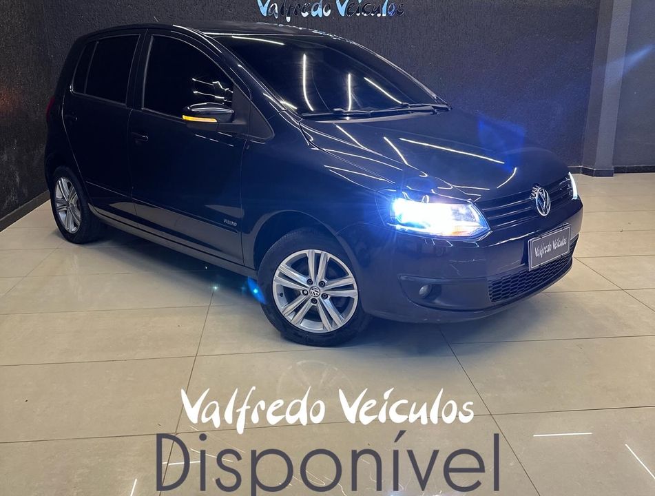 VolksWagen Fox 1.6 Mi Total Flex 8V 5p