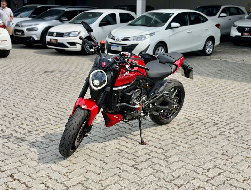 Ducati MONSTER 937cc