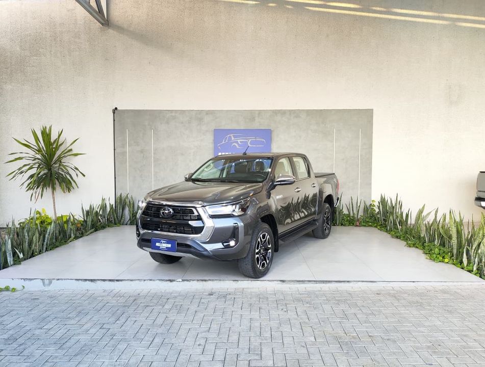 Toyota Hilux CD SRX 4x4 2.8 TDI 16V Diesel Aut.