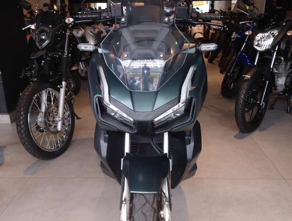 HONDA ADV 150