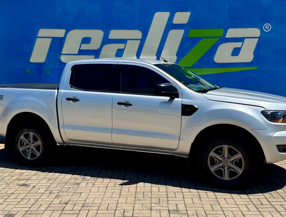 Ford Ranger XLS 2.2 4x4 CD Diesel Mec.