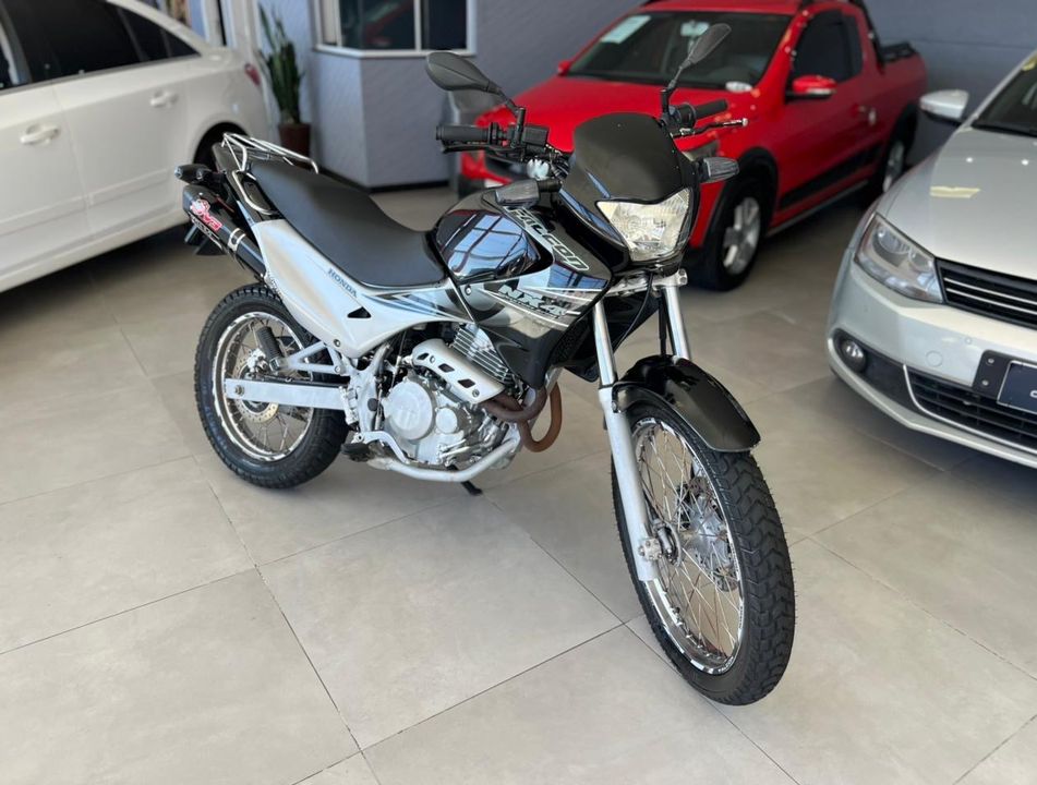 HONDA NX-4 FALCON 400