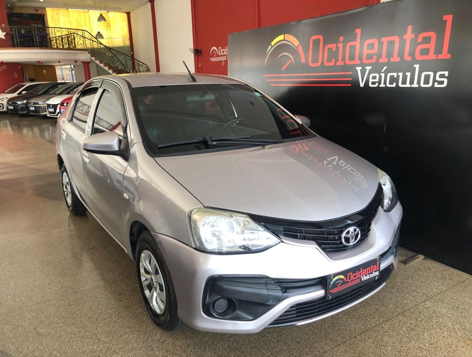 Toyota ETIOS X Sedan 1.5 Flex 16V 4p Aut.