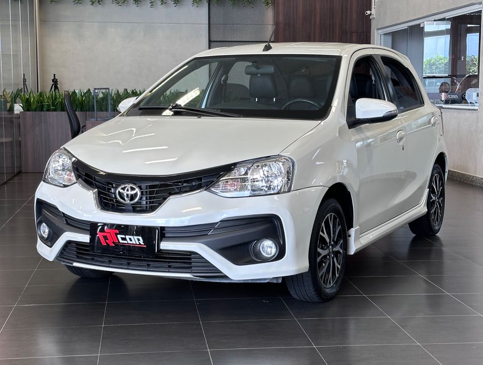 Toyota ETIOS PLATINUM 1.5 Flex 16V 4p Aut.