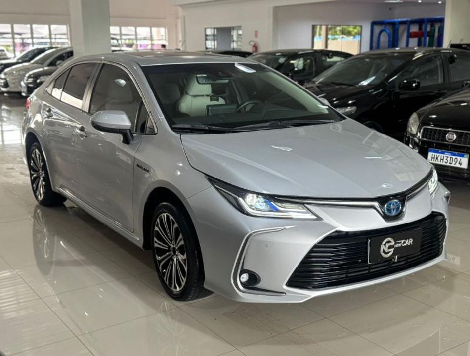 Toyota Corolla Altis Prem. 1.8 Aut. (Híbrido)
