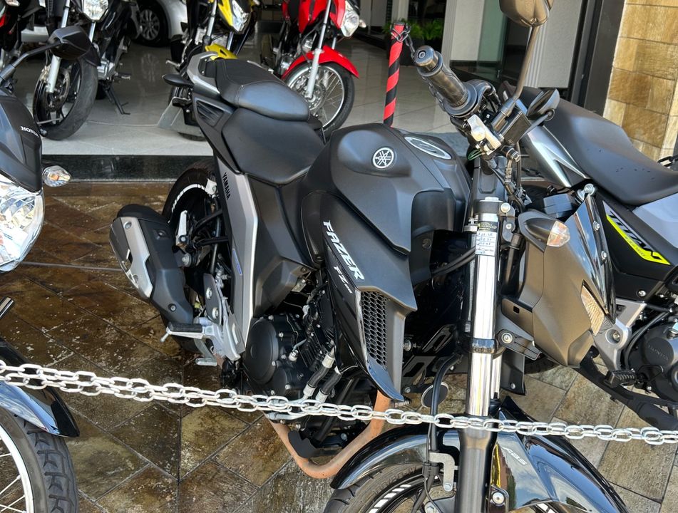 YAMAHA FZ25 250 FAZER FLEX