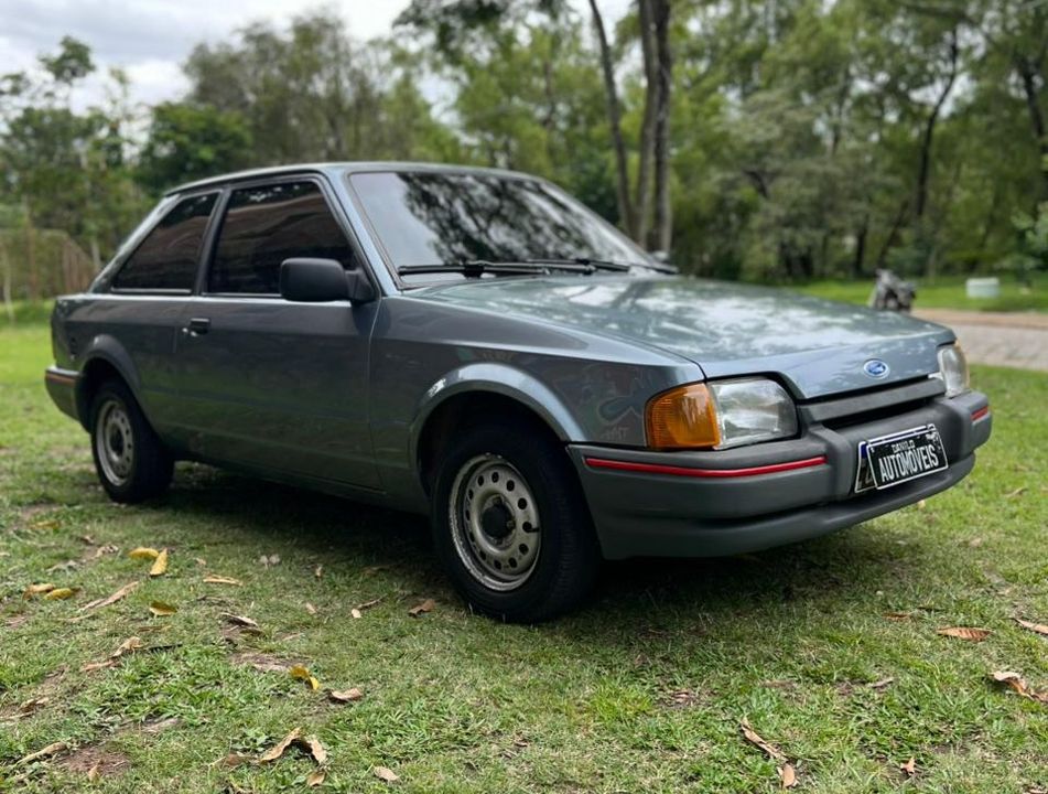 Ford Escort Hobby 1.0
