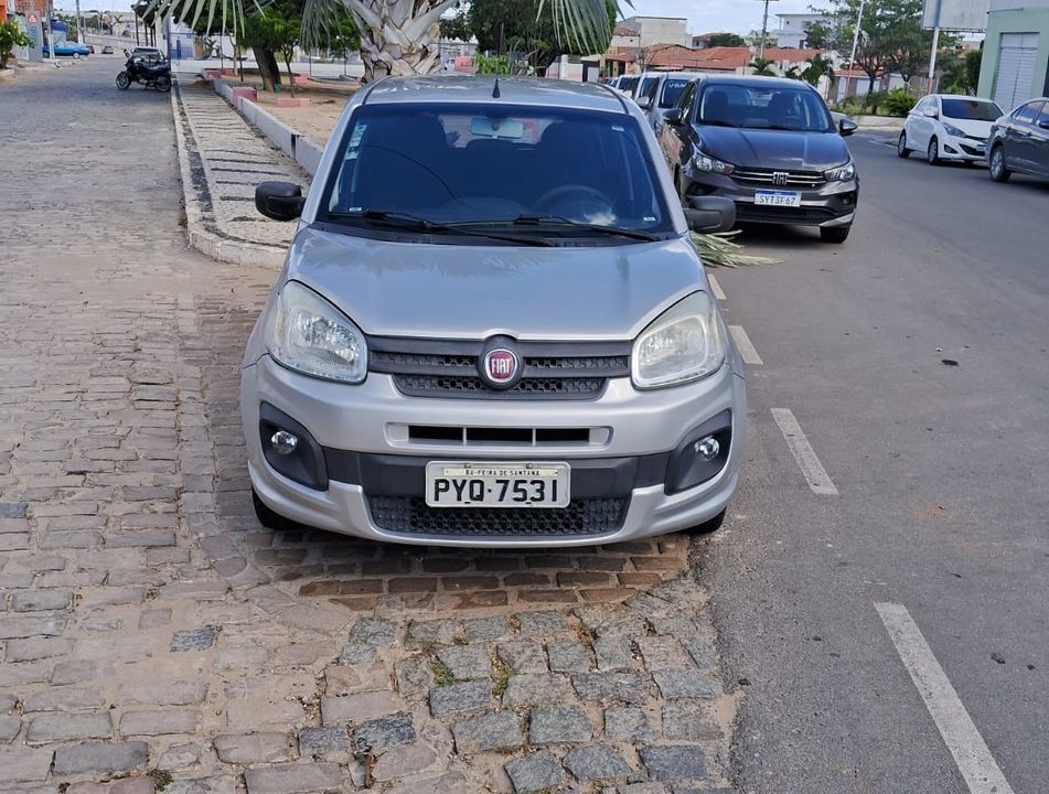 Fiat UNO ATTRACTIVE 1.0 Flex 6V 5p
