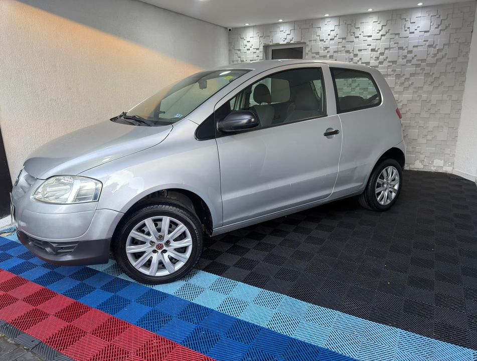 VolksWagen Fox 1.0 Mi Total Flex 8V 3p