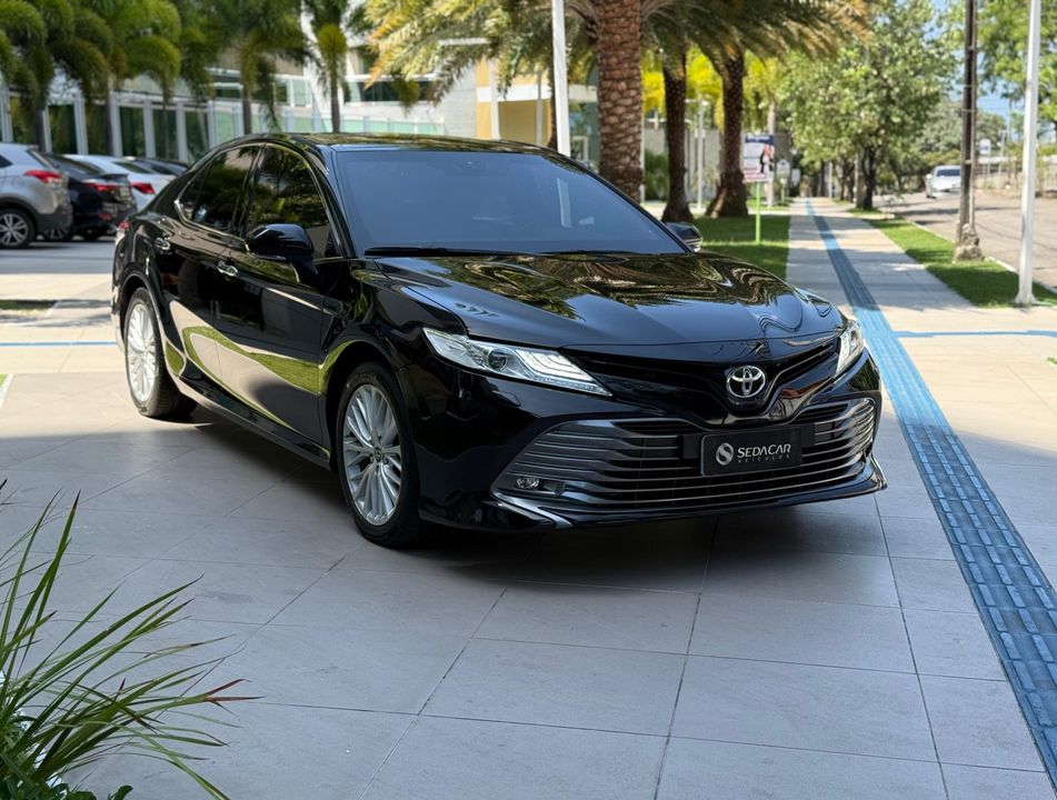 Toyota Camry XLE 3.5 24V Aut.