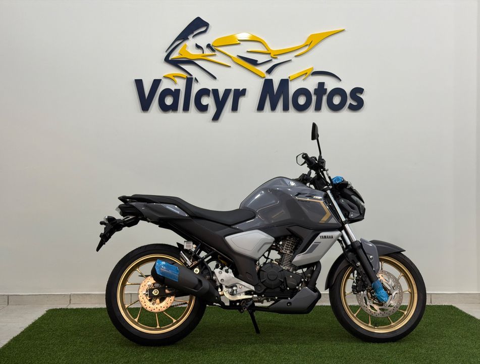 YAMAHA FZ15 CONNECTED