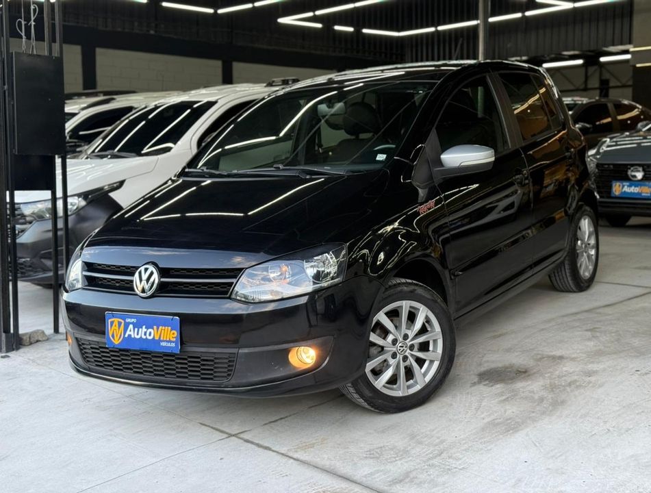 VolksWagen Fox Rock in Rio 1.6 Mi Total Flex 8V 5p