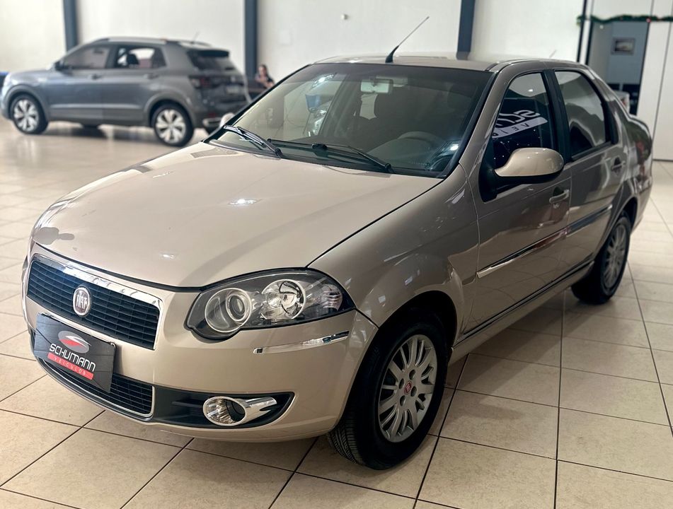 Fiat Siena ESSENCE 1.6 Flex 16V 4p