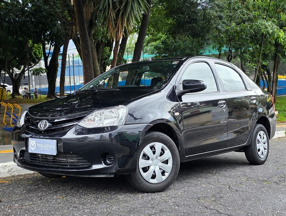 Toyota ETIOS X Sedan 1.5 Flex 16V 4p Mec.