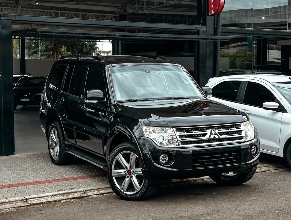 Mitsubishi Pajero HPE Full 3.2 4x4 T.I.Dies. 5p Aut