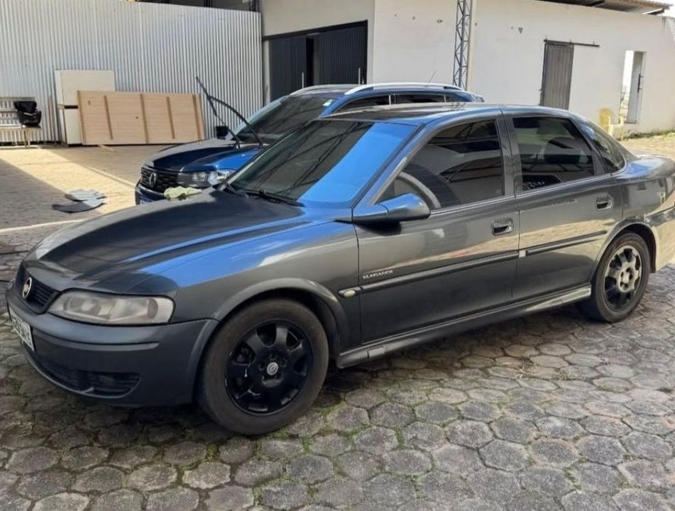 Chevrolet Vectra Elegance 2.0 MPFI
