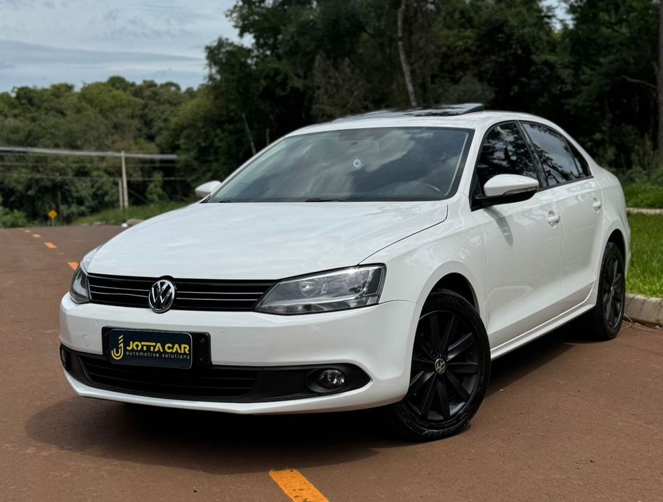VolksWagen JETTA Comfortline 2.0 T.Flex 8V 4p Tipt.