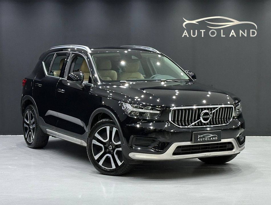 Volvo XC 40 T-5 MOMENTUM 1.5 FWD (Híbrido)