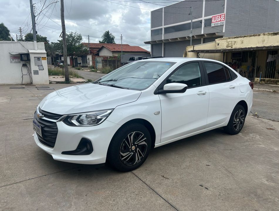 Chevrolet ONIX SEDAN Plus LT 1.0 12V Flex 4p Mec.