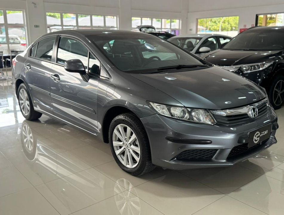 Honda Civic Sedan LXS 1.8/1.8 Flex 16V Aut. 4p