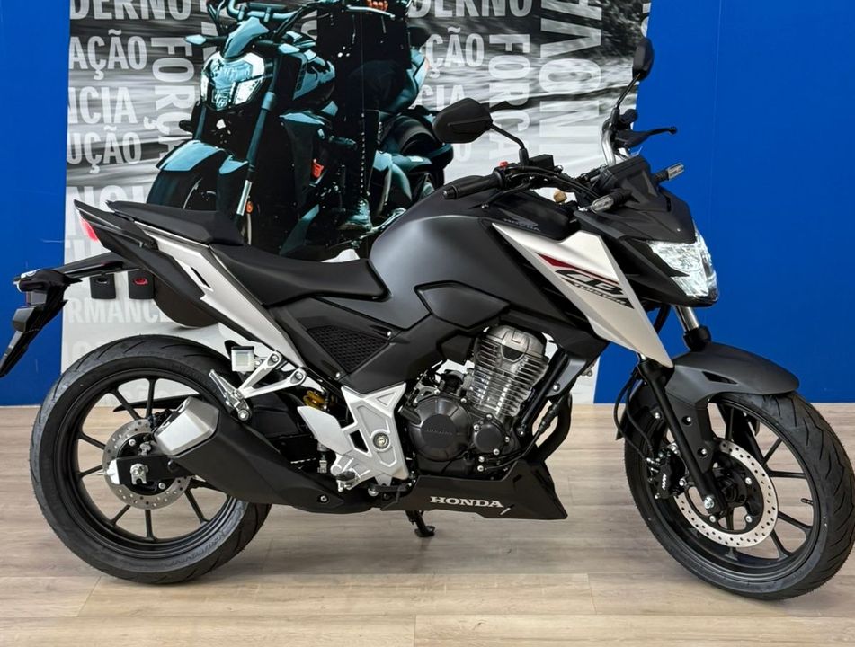 Honda CB TWISTER 300