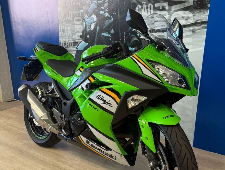 KAWASAKI NINJA 300