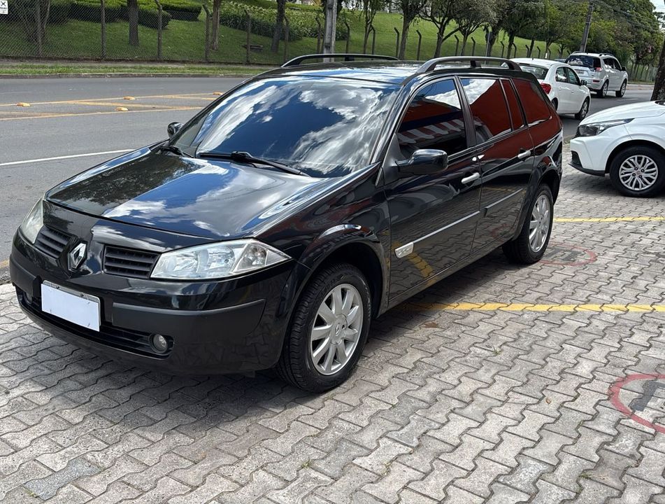 Renault Megane Grand Tour Dynamique 2.0 16V Aut.