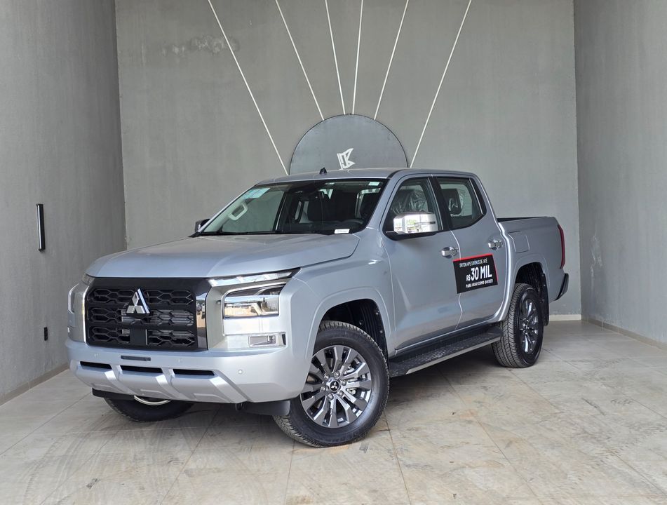 Mitsubishi Triton HPE-S 2.4 CD 4x4 TB Diesel Aut.