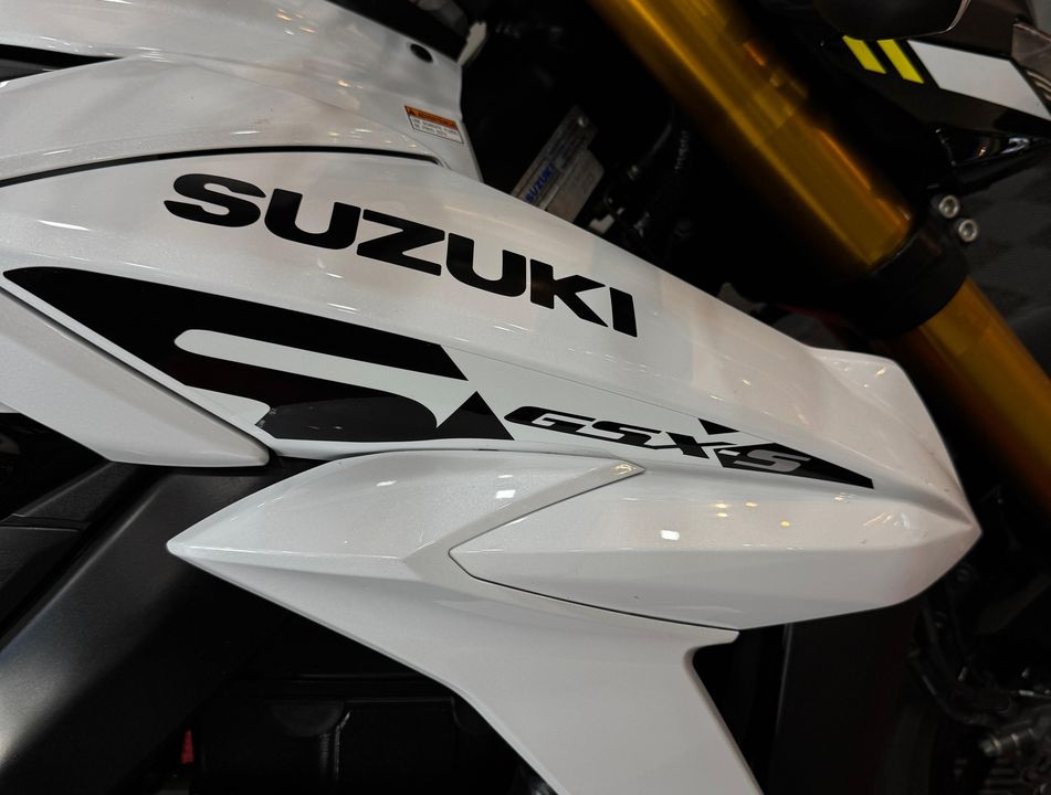 SUZUKI GSX-S 750