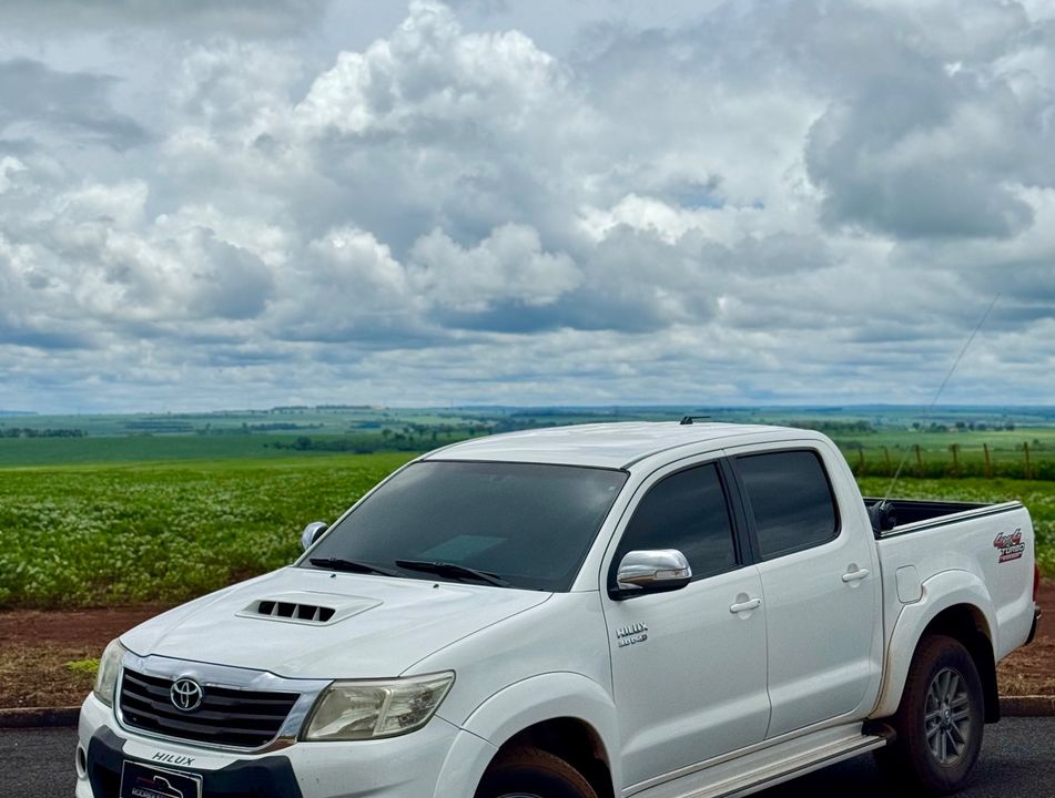 Toyota Hilux CD SRV D4-D 4x4 3.0 TDI Diesel Aut