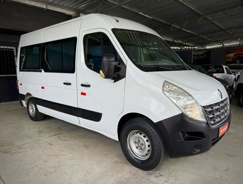 Renault Master 2.3 dCi STD Médio Esco. 20L Dies.