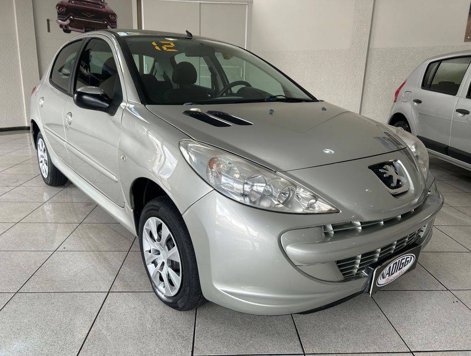 Peugeot 207 XR 1.4 Flex 8V 5p