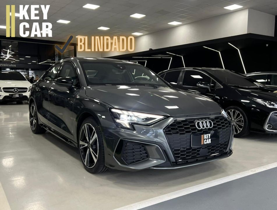 Audi A3 Sed.Perf. Black 2.0 TFSI S-tr. (Hib.)