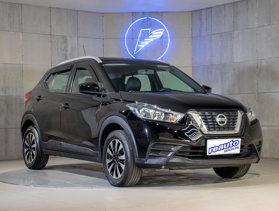 Nissan KICKS SL 1.6 16V FlexStar 5p Aut.