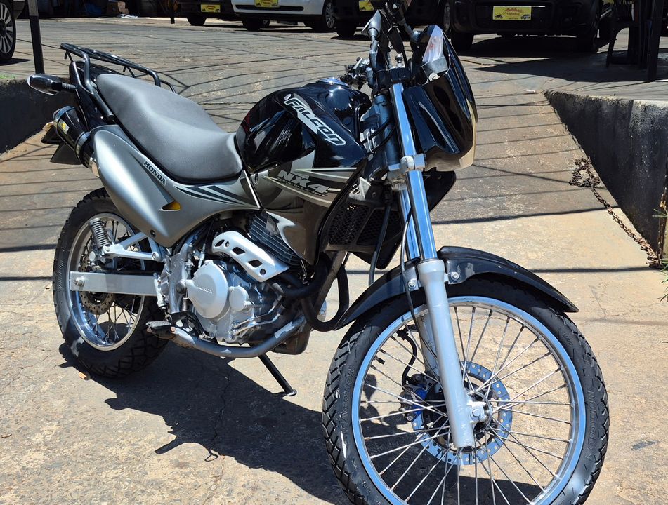 HONDA NX-4 FALCON 400