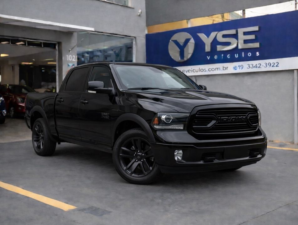 RAM CLASSIC LARAMIE NIGHT ED. 5.7 4X4 Aut.