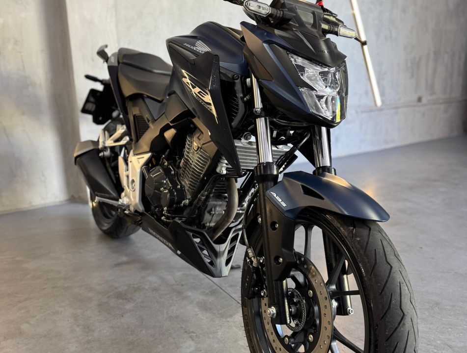 HONDA CB 300F Twister Flex