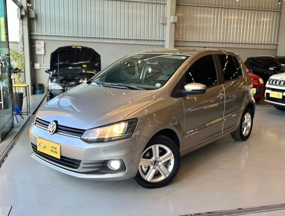 VolksWagen Fox Highline1.6 Flex 16V 5p