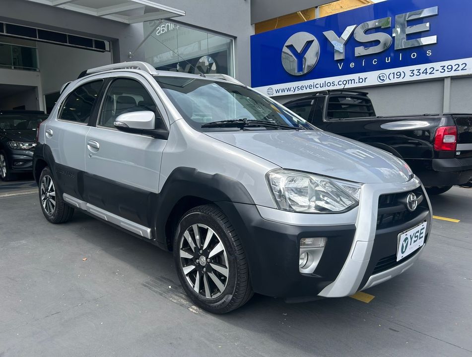 Toyota ETIOS CROSS 1.5 Flex 16V 5p Mec.