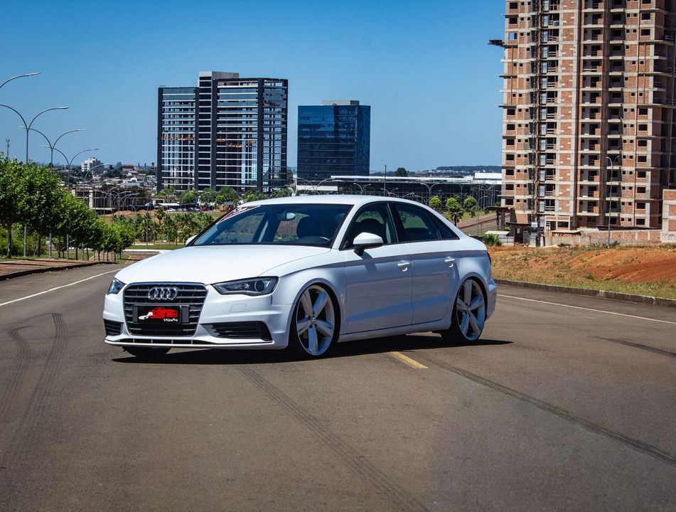 Audi A3 Sedan 1.4/ Attra. 16V TB FSI S-tronic