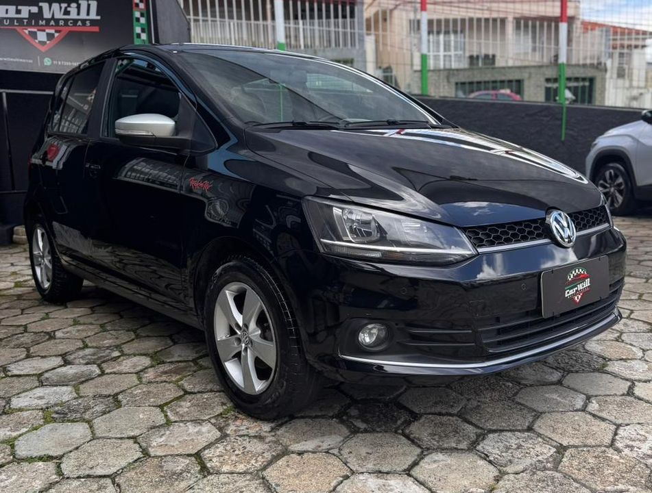 VolksWagen Fox Rock in Rio 1.6 Mi Total Flex 8V 5p