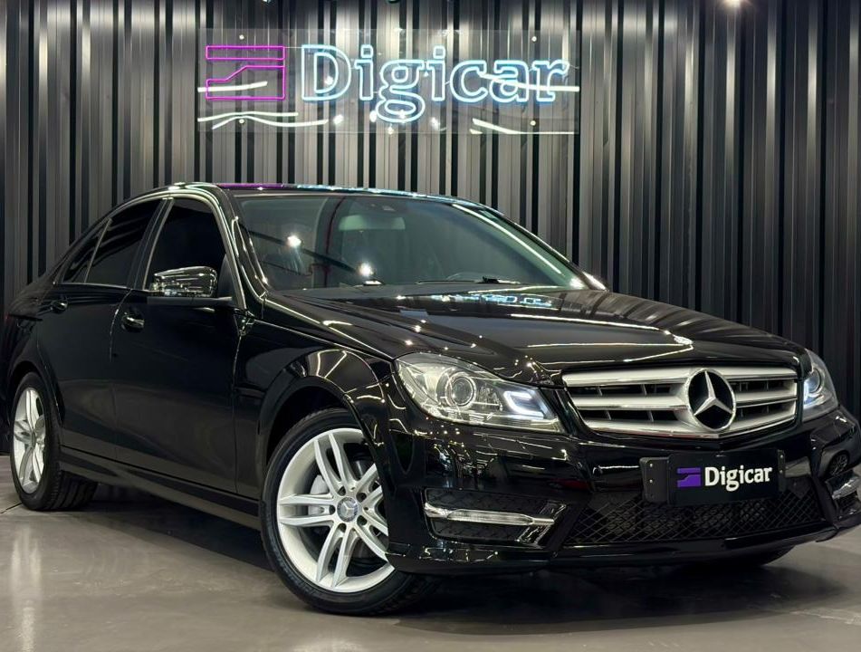 Mercedes C-180 CGI Sport 1.6 TB 16V 156cv Aut.