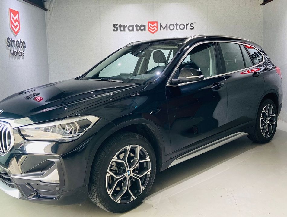 BMW X1 SDRIVE 20i X-Line 2.0 TB Active Flex