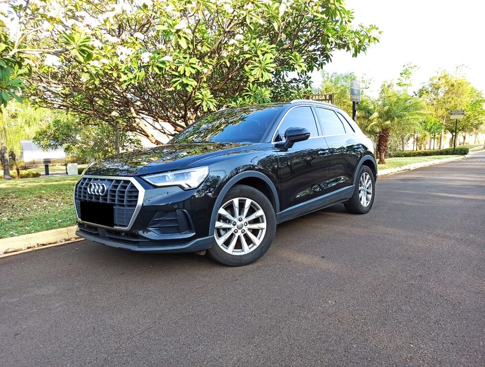 Audi Q3 P. Plus 1.4 TFSI Flex/P.Plus S-tronic